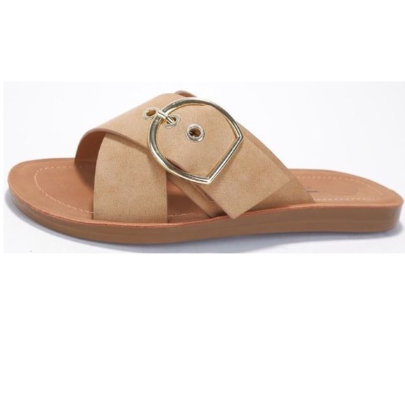 Nude/Natural criss cross sandal - Picture 6 of 7